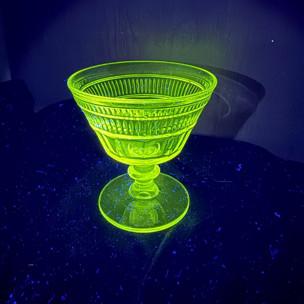 UV Reactive Low Sherbet Glass Goblet 3.75”